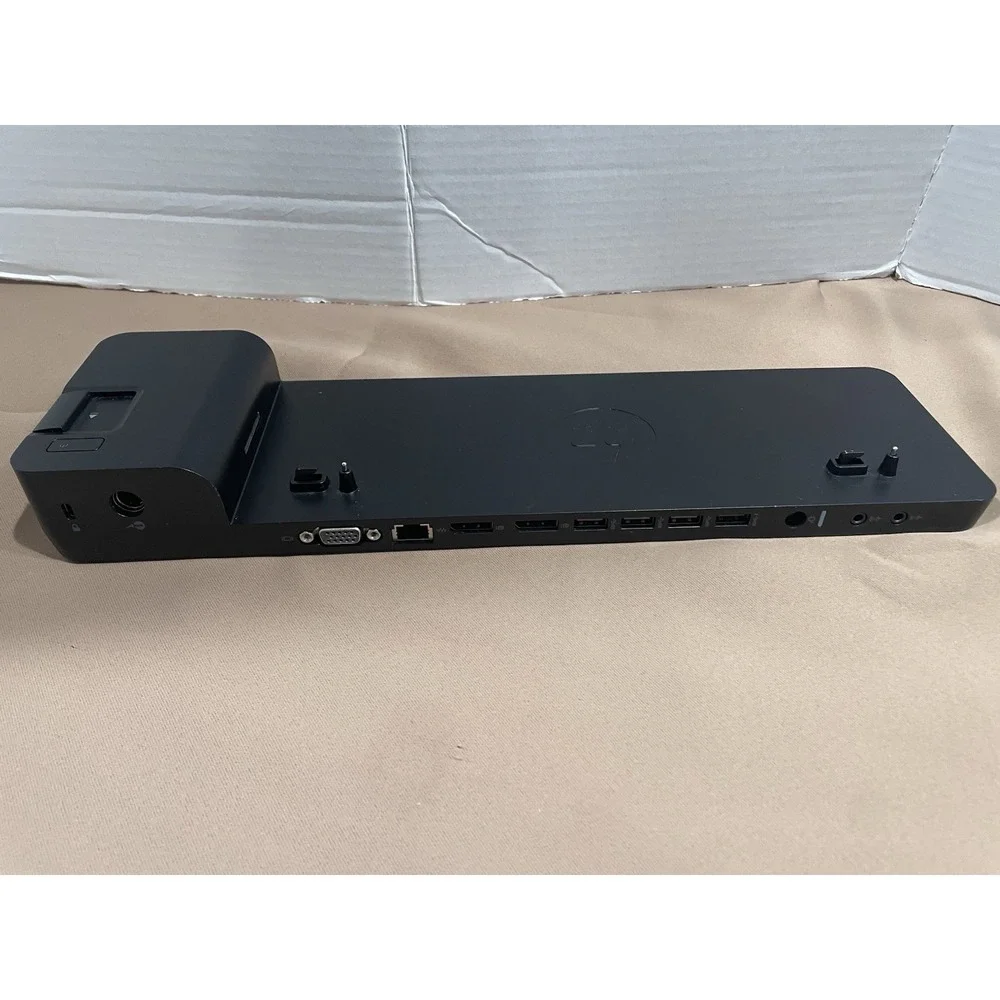 HP UltraSlim Docking Station HSTNN-IX10 D9Y32AA#ABA 727347-001 w/ 65W AC Adapter